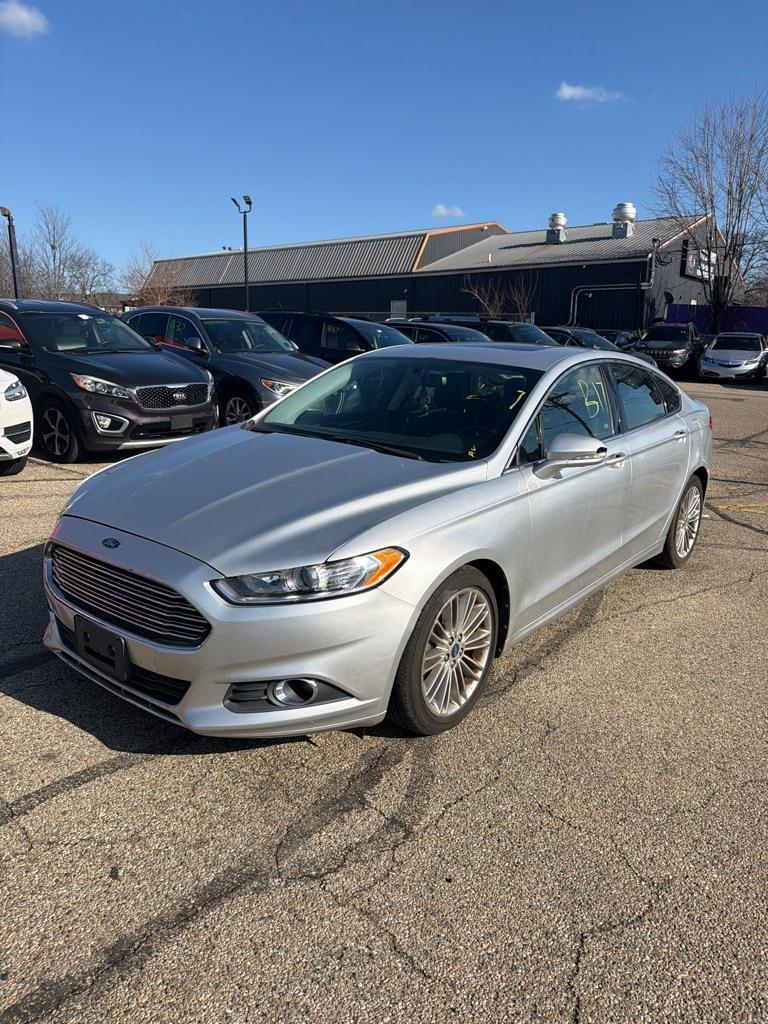 Ford Fusion SE 2013