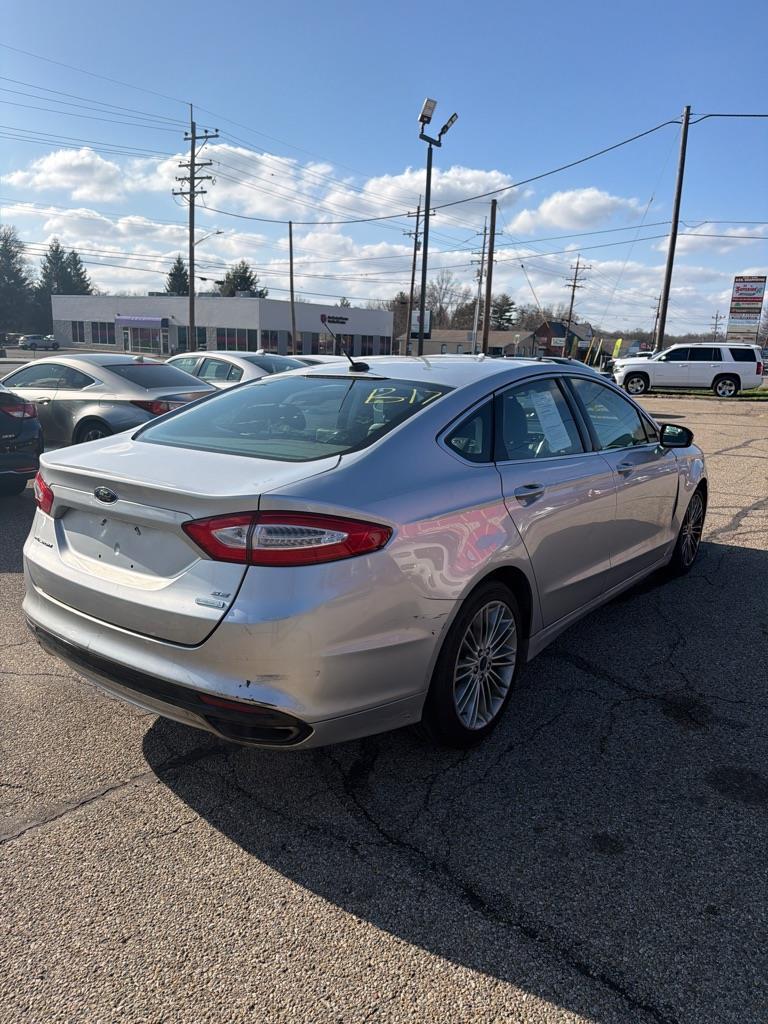 Ford Fusion SE 2013