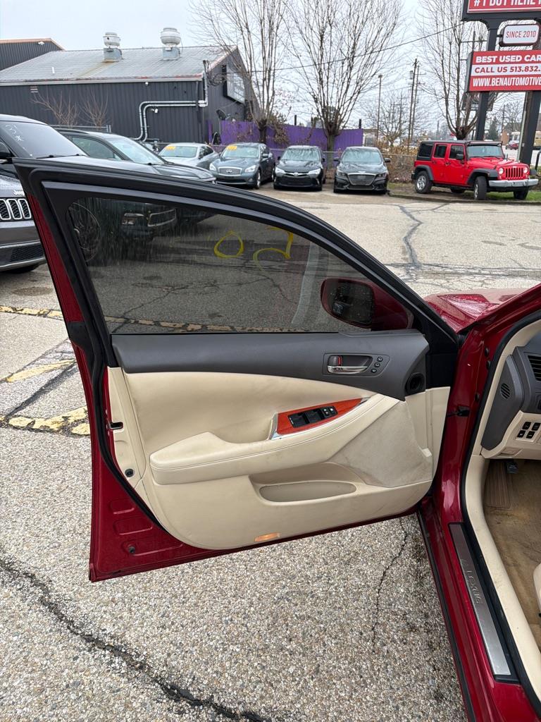 Lexus ES 350 Sedan 2012