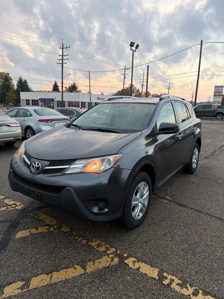 Toyota RAV4 LE FWD 2015