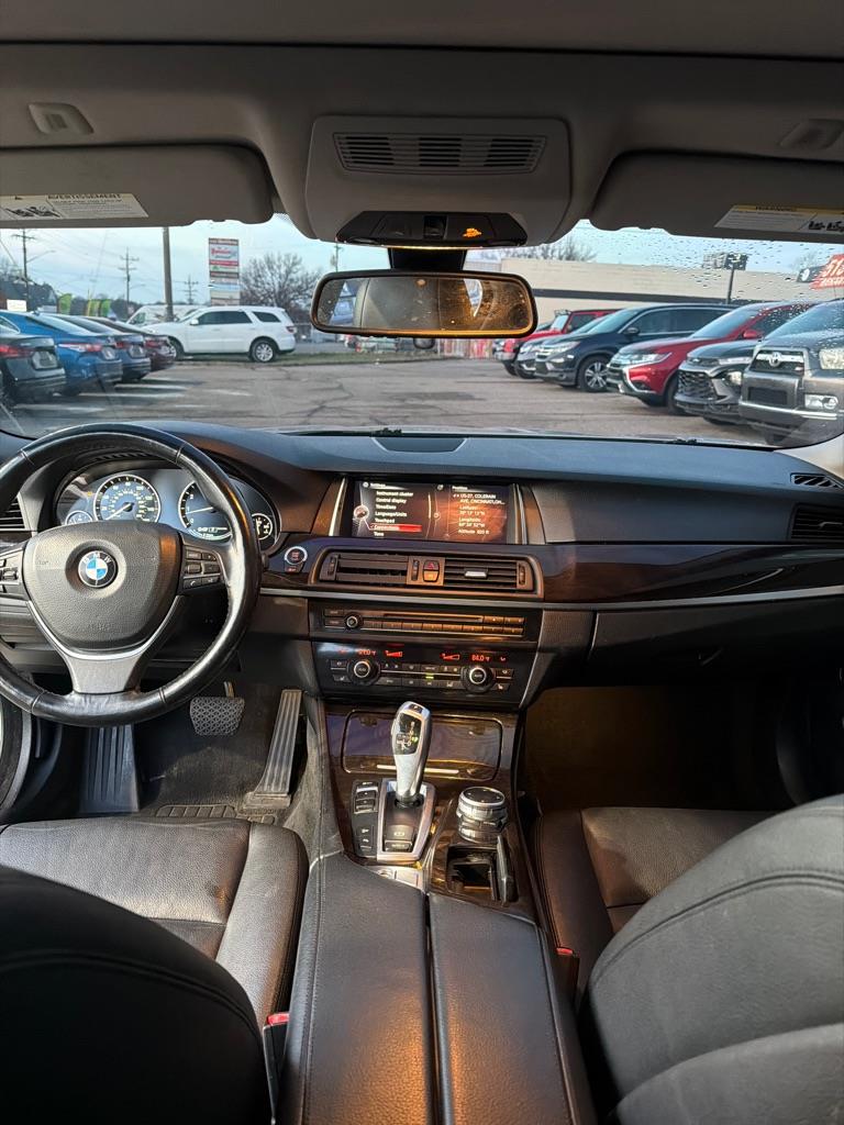 BMW 5-Series 535i xDrive 2015