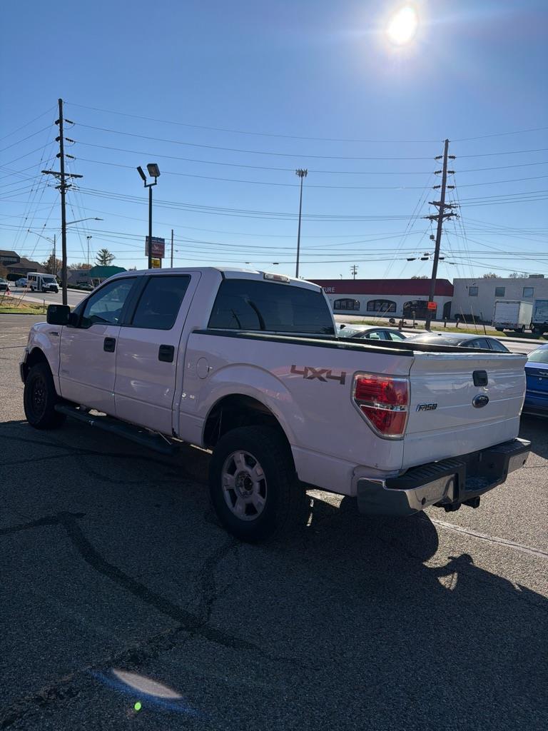 Ford F-150 XL SuperCrew 5.5-ft. Bed 4WD 2013