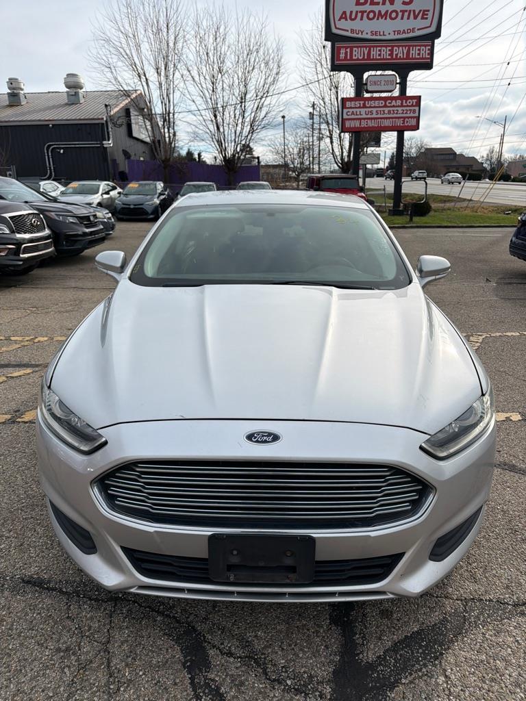 2014 Ford Fusion SE's photo