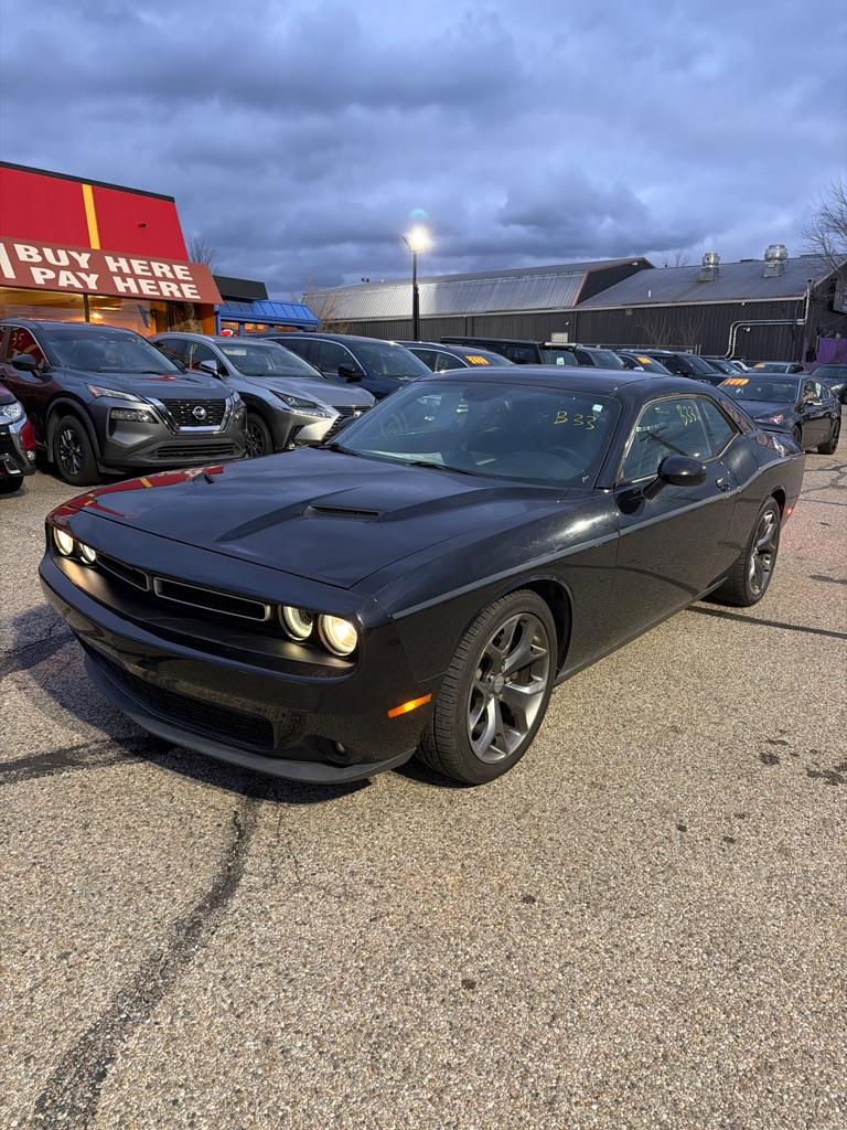 Dodge Challenger SXT Plus 2015
