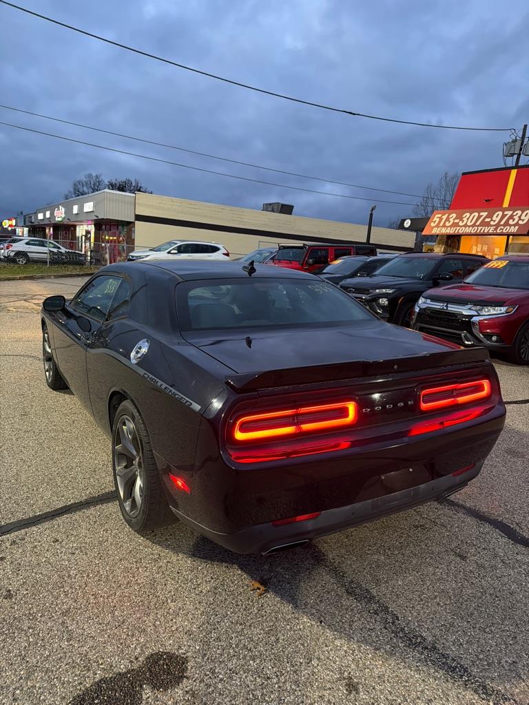 Dodge Challenger SXT Plus 2015