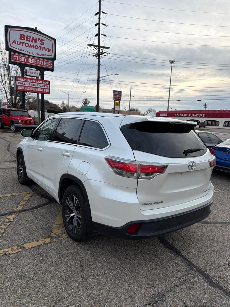 Toyota Highlander XLE AWD V6 2016