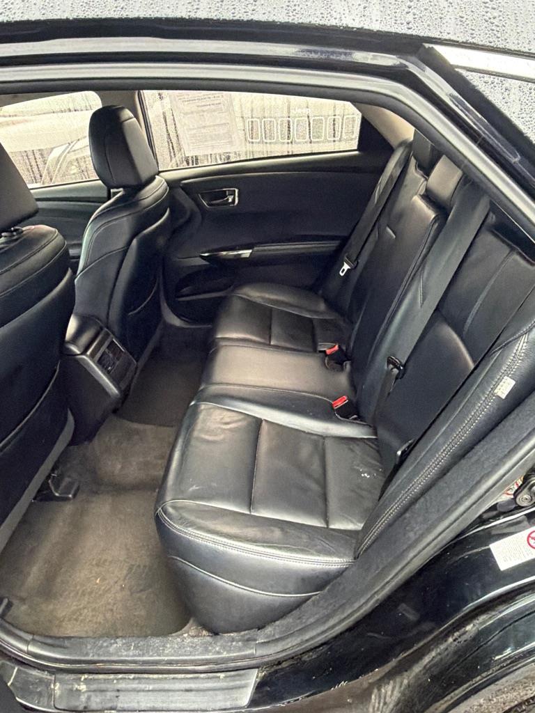 Toyota Avalon XLE 2016