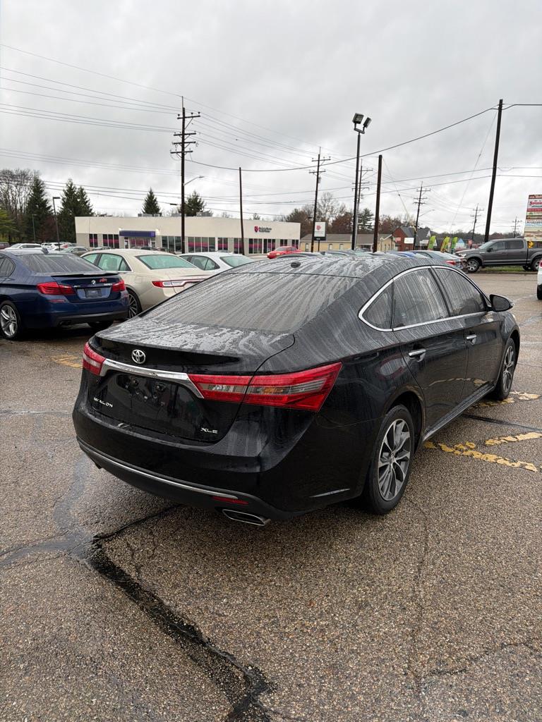 Toyota Avalon XLE 2016