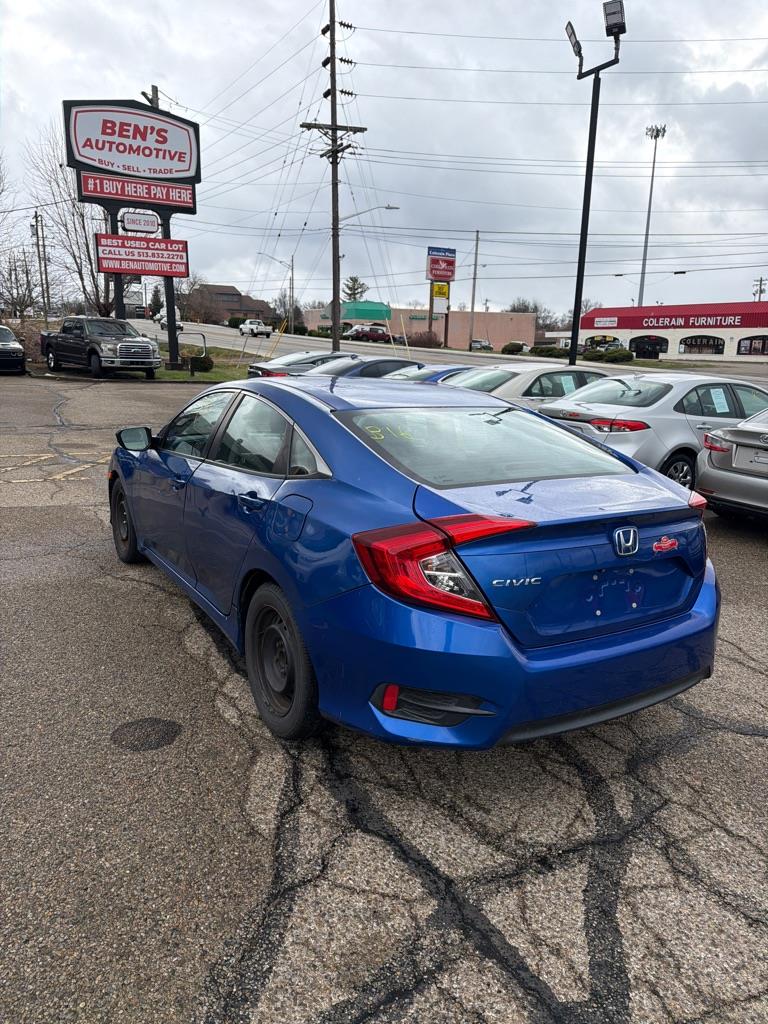 Honda Civic LX Sedan CVT 2017