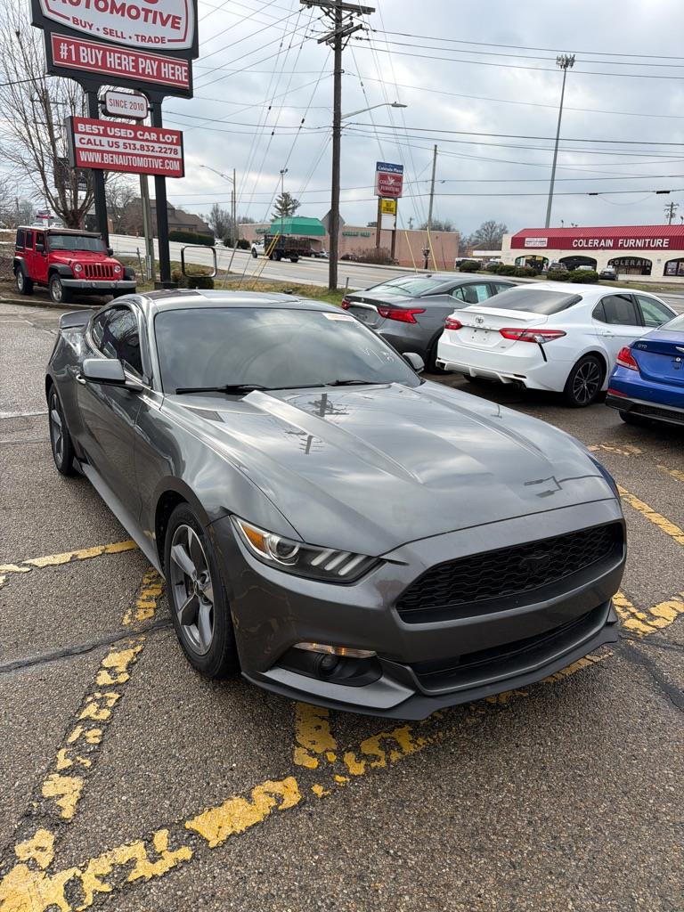 Ford Mustang V6 Coupe 2015