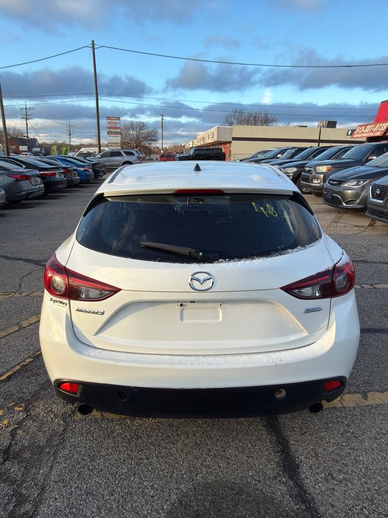 Mazda MAZDA3 i Touring AT 5-Door 2016