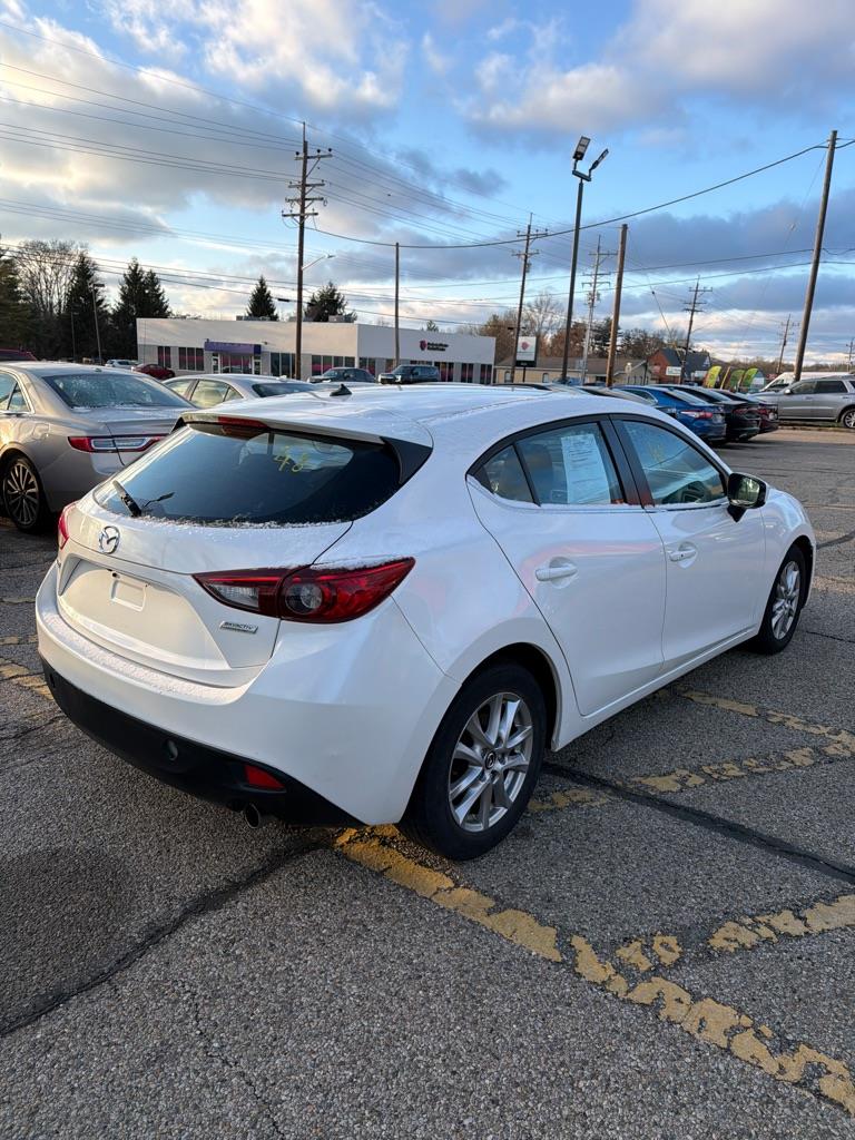 Mazda MAZDA3 i Touring AT 5-Door 2016