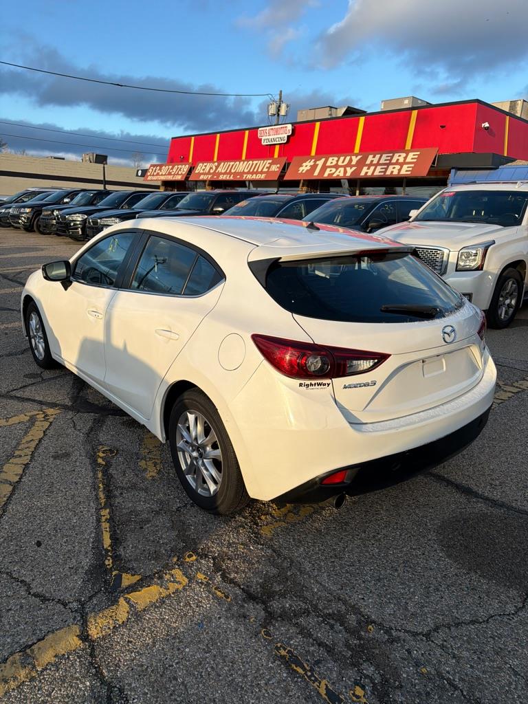 Mazda MAZDA3 i Touring AT 5-Door 2016