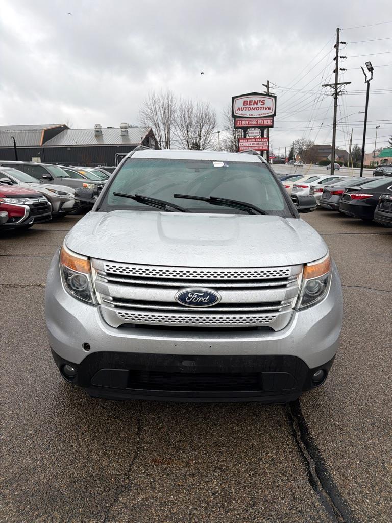 2013 Ford Explorer XLT's photo