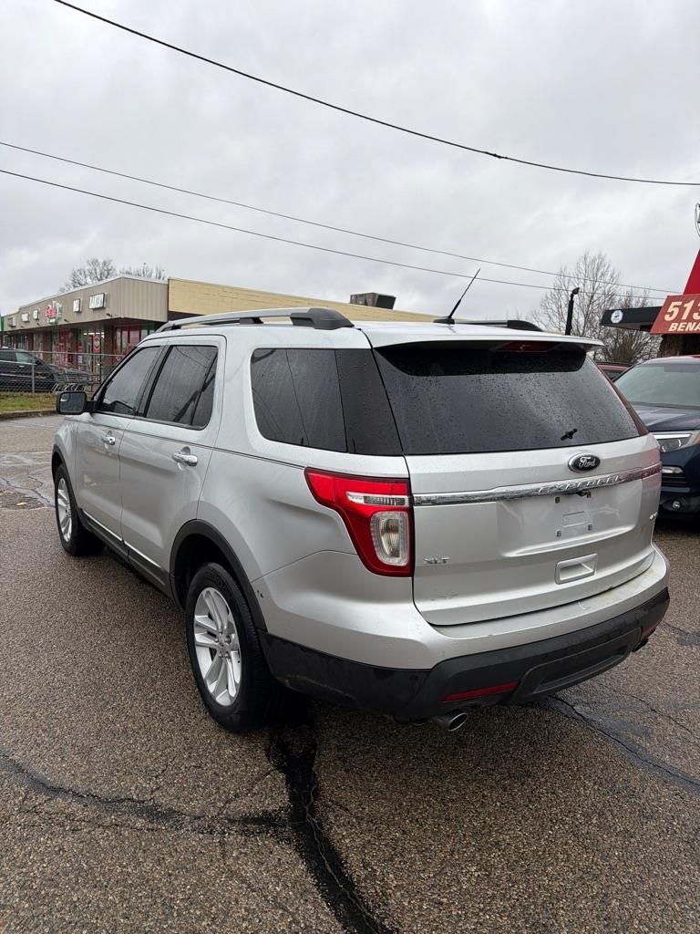 Ford Explorer XLT 4WD 2013