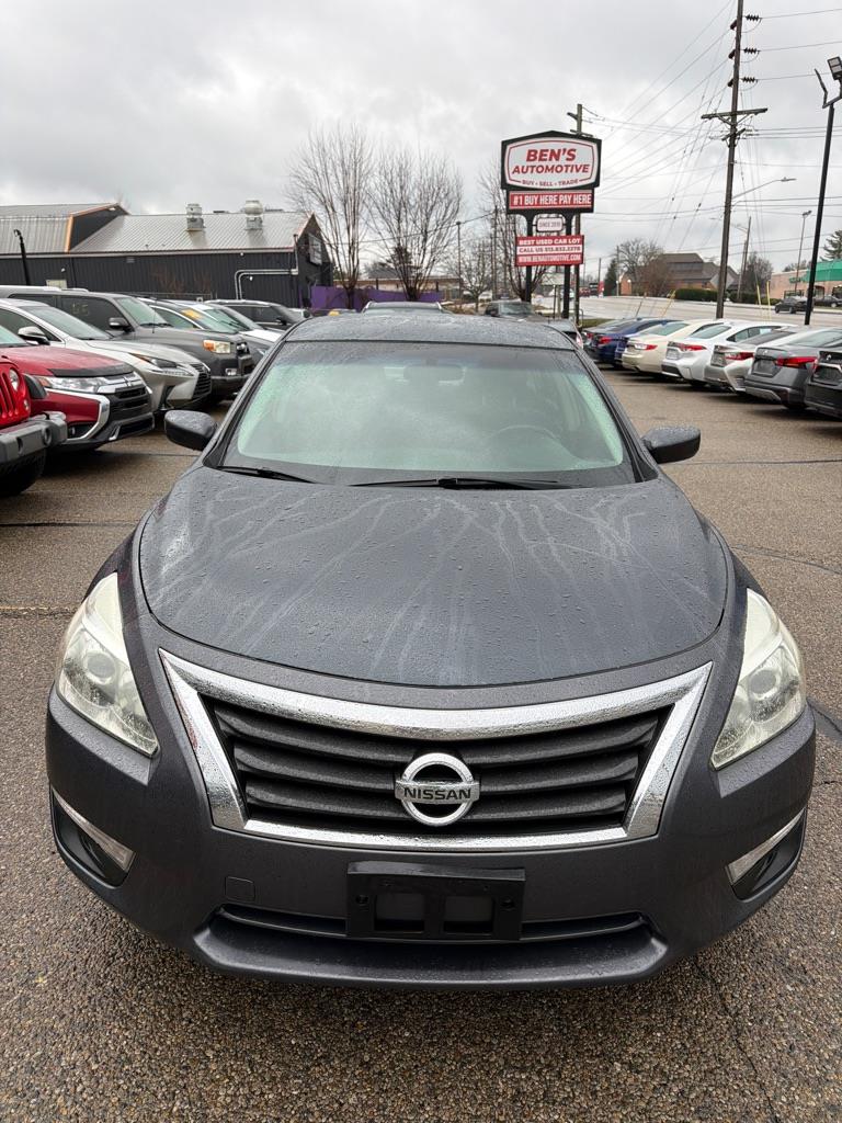 2013 Nissan Altima Sedan SV's photo