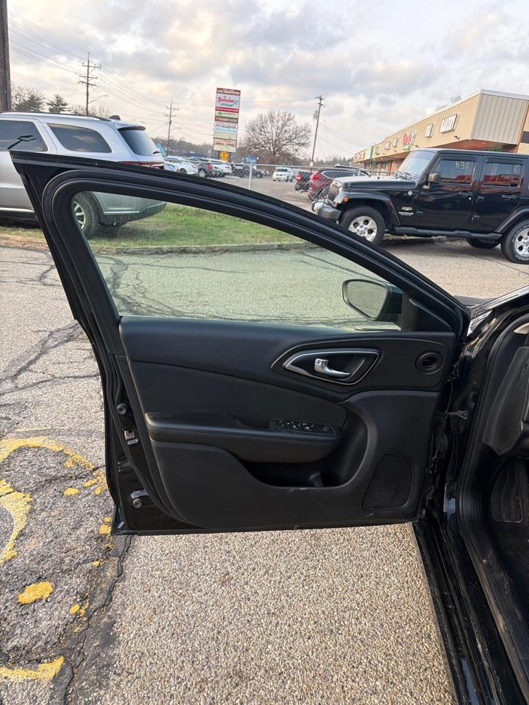 Chrysler 200 Limited 2016