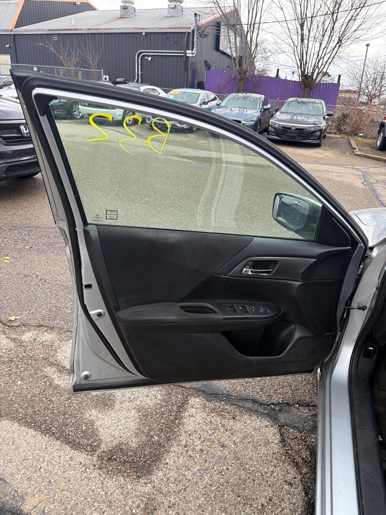 Honda Accord LX Sedan CVT 2013