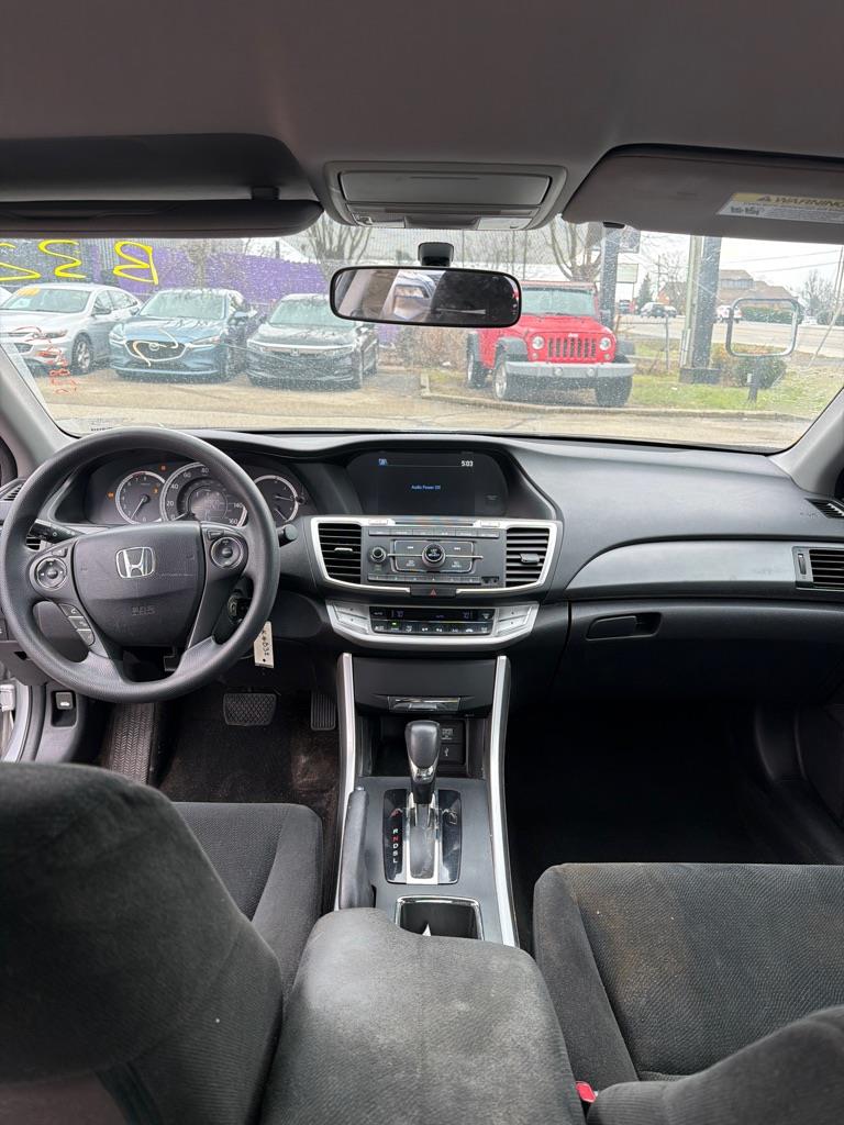 Honda Accord LX Sedan CVT 2013