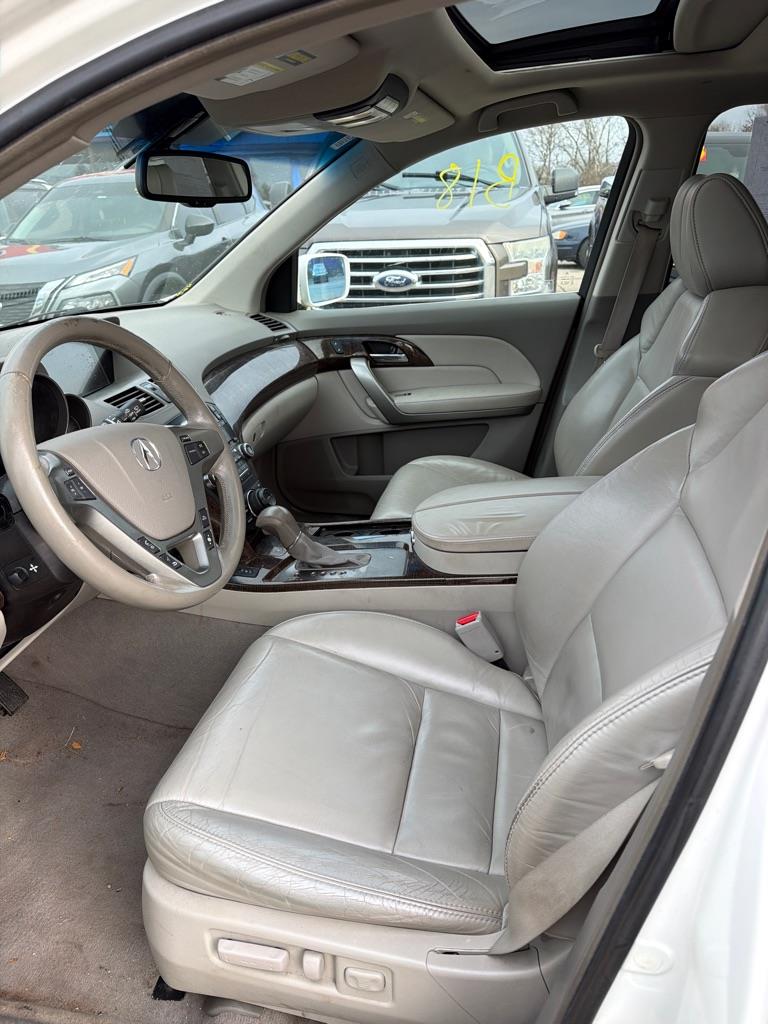 Acura MDX 6-Spd AT w/Tech Package 2011