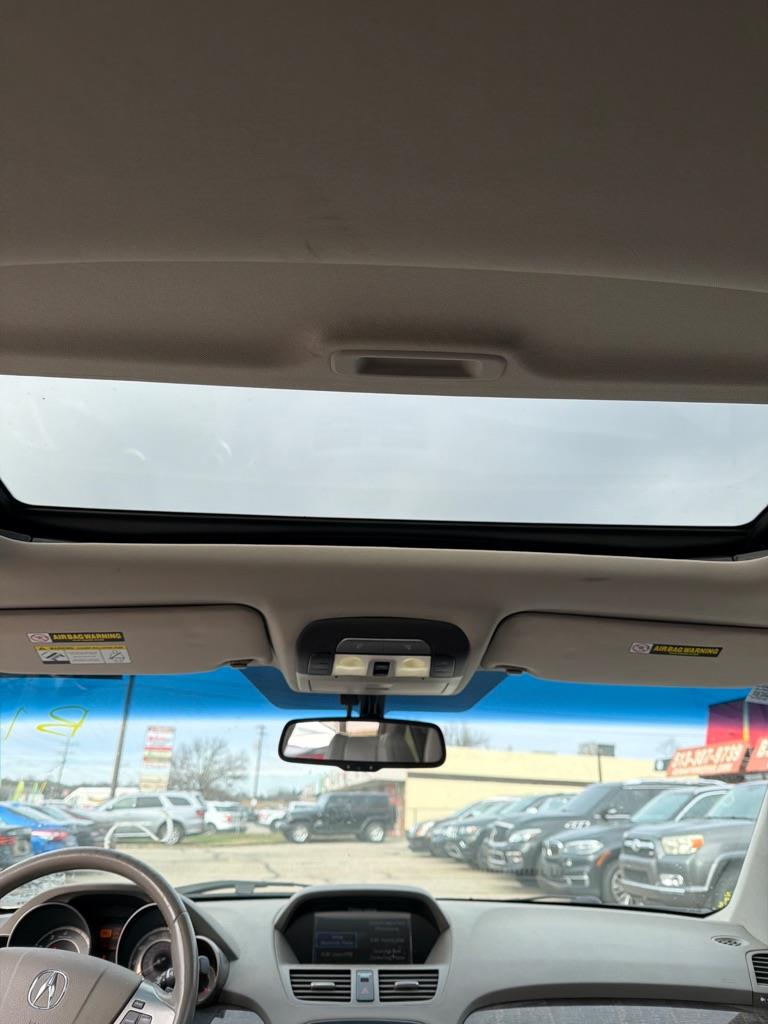 Acura MDX 6-Spd AT w/Tech Package 2011