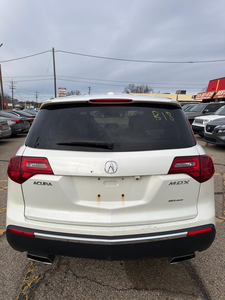 Acura MDX 6-Spd AT w/Tech Package 2011
