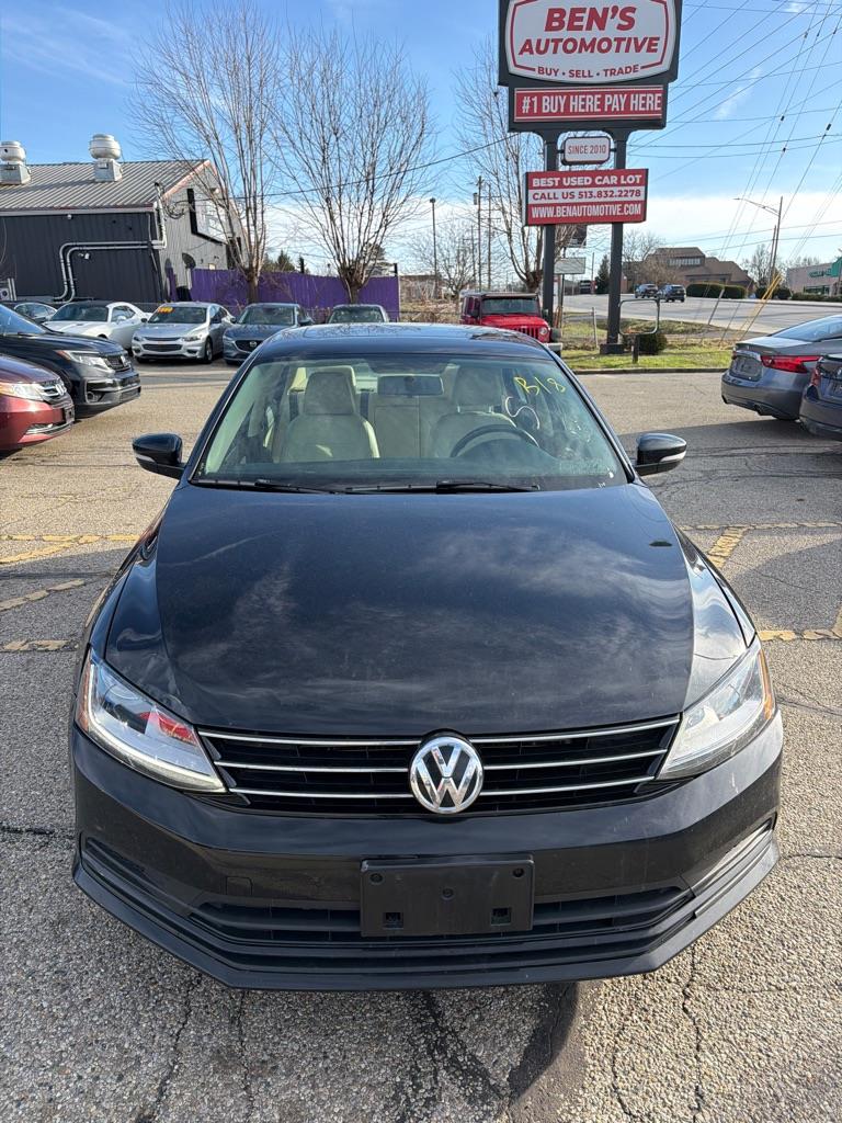 2017 Volkswagen Jetta SE's photo