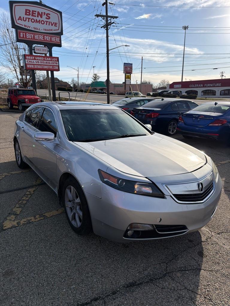 Acura TL 6-Speed AT with Tech Package and 18-In. WP 2013