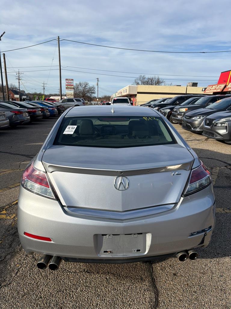 Acura TL 6-Speed AT with Tech Package and 18-In. WP 2013