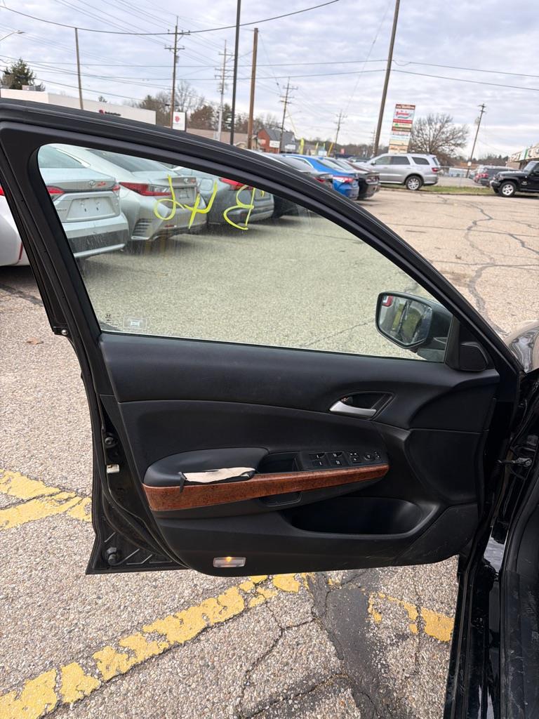 Honda Accord EX Sedan AT 2012