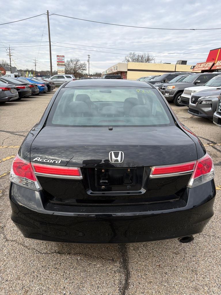Honda Accord EX Sedan AT 2012