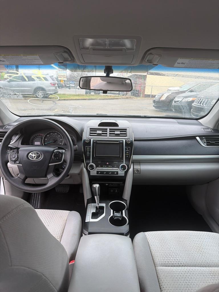 Toyota Camry SE 2012