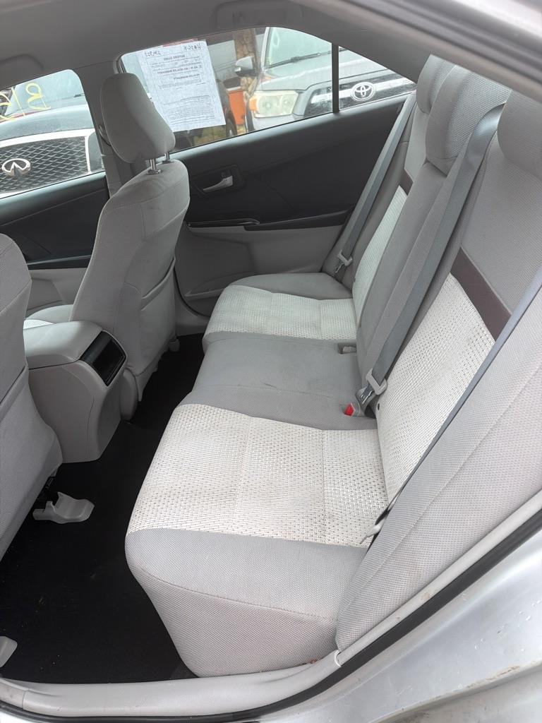 Toyota Camry SE 2012