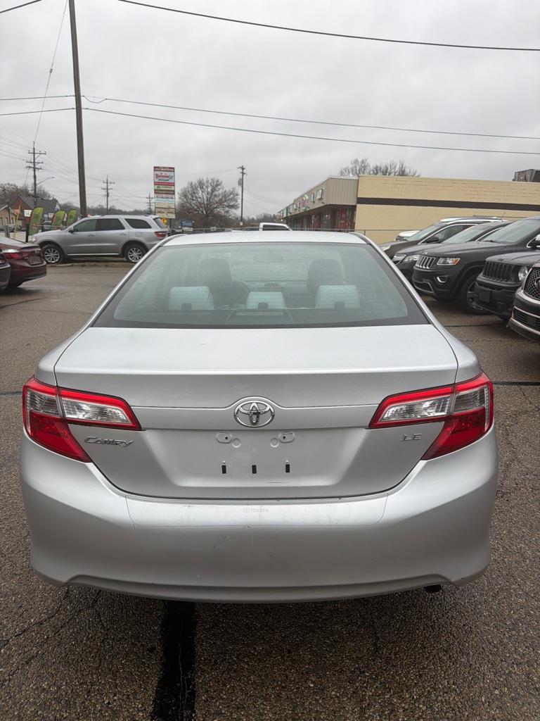 Toyota Camry SE 2012