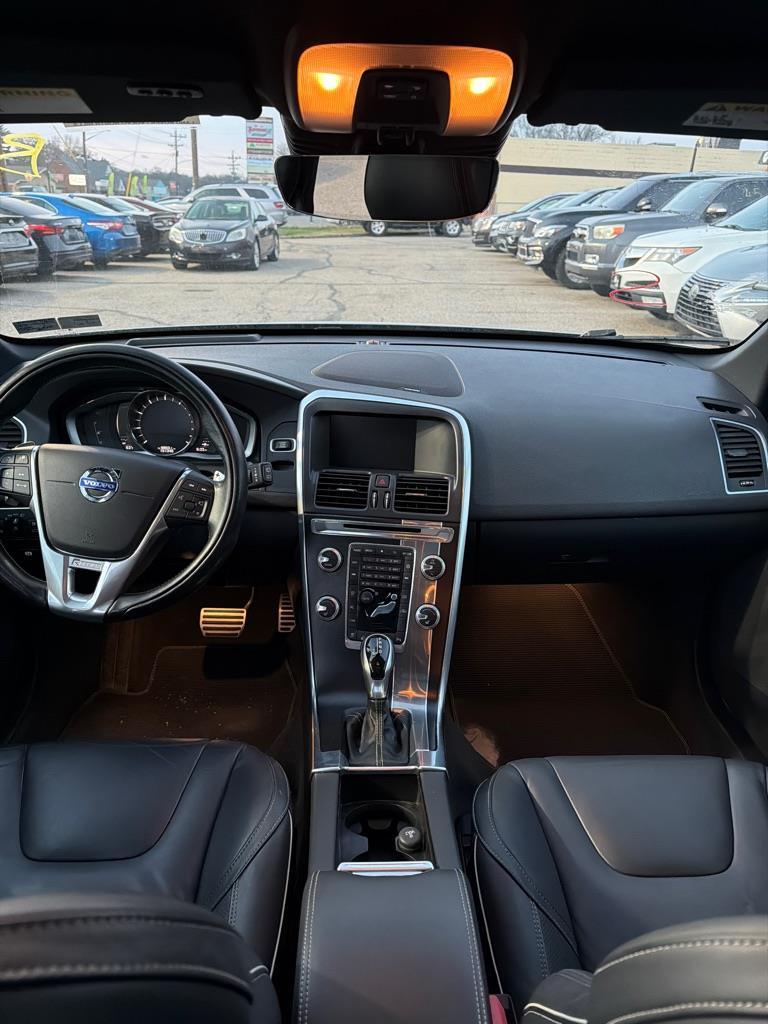 Volvo XC60 T6 R-Design AWD 2017