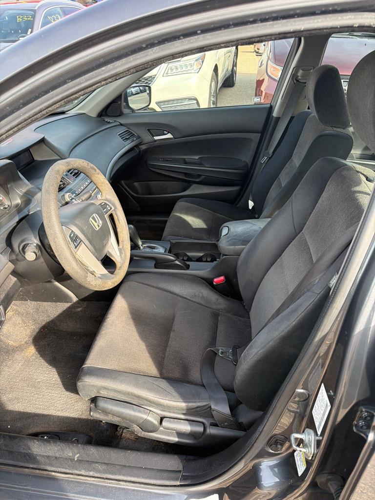 Honda Accord LX sedan AT 2009