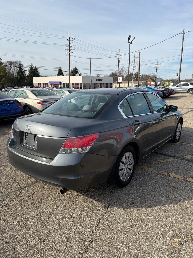 Honda Accord LX sedan AT 2009
