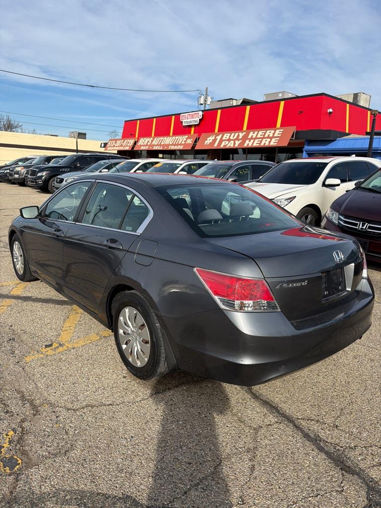 Honda Accord LX sedan AT 2009