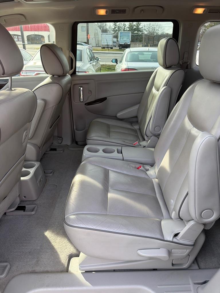 Nissan Quest 3.5 S 2013