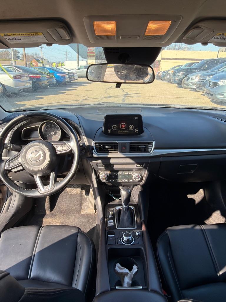 Mazda MAZDA3 i Touring AT 4-Door 2017