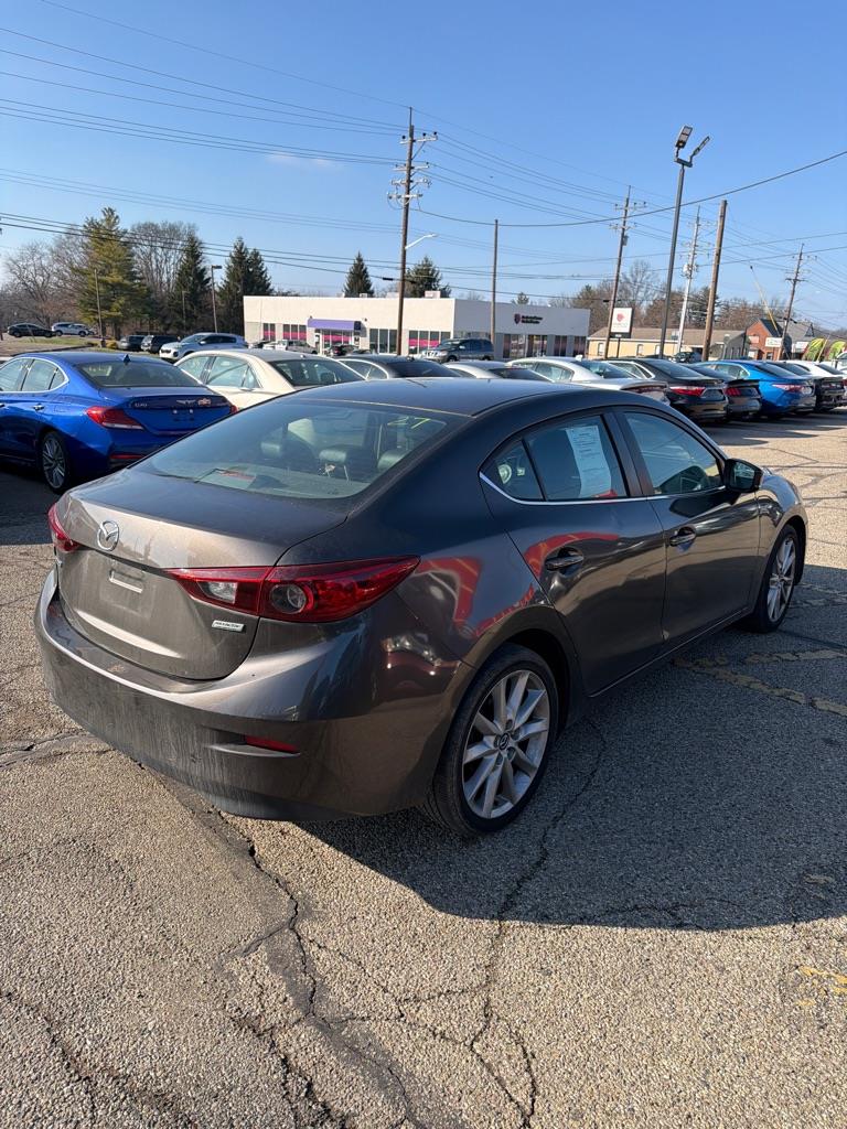 Mazda MAZDA3 i Touring AT 4-Door 2017