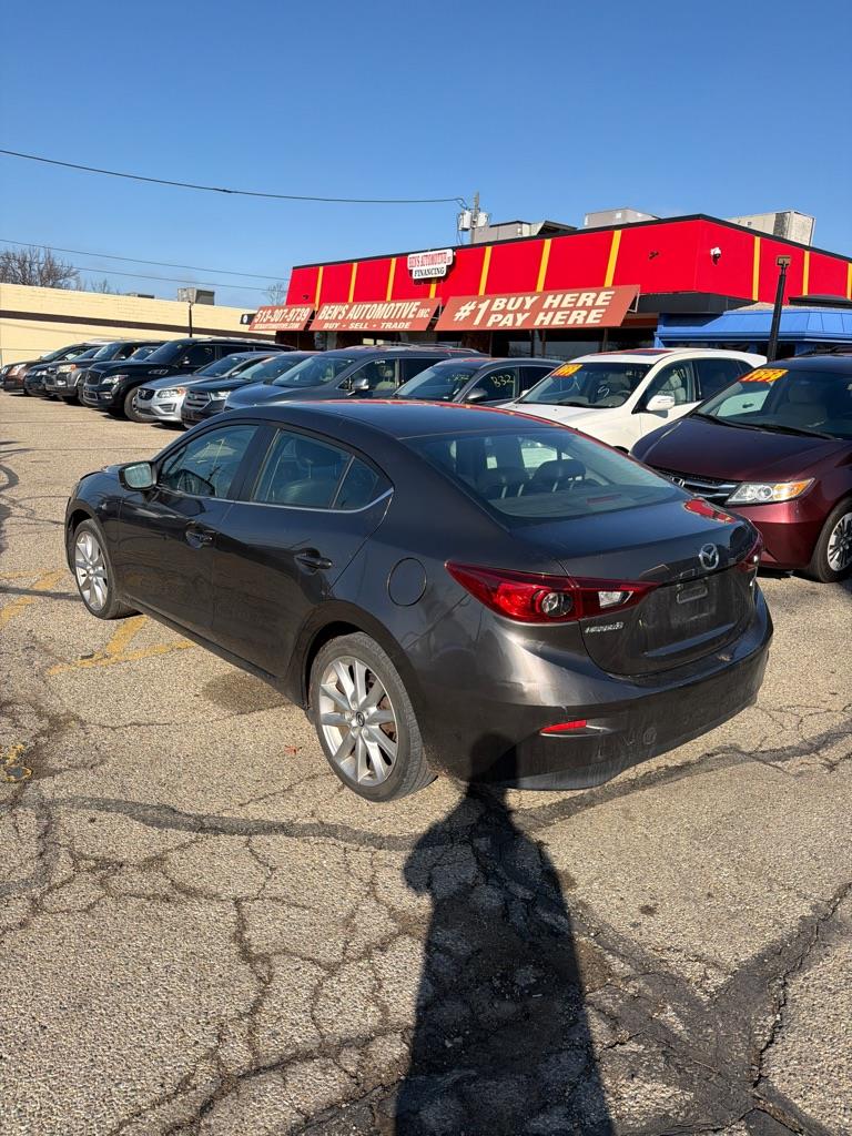 Mazda MAZDA3 i Touring AT 4-Door 2017