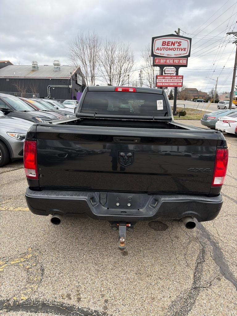 RAM 1500 Tradesman Quad Cab 4WD 2016