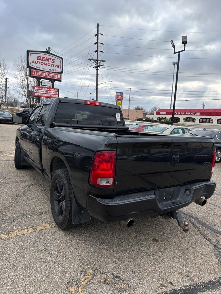 RAM 1500 Tradesman Quad Cab 4WD 2016