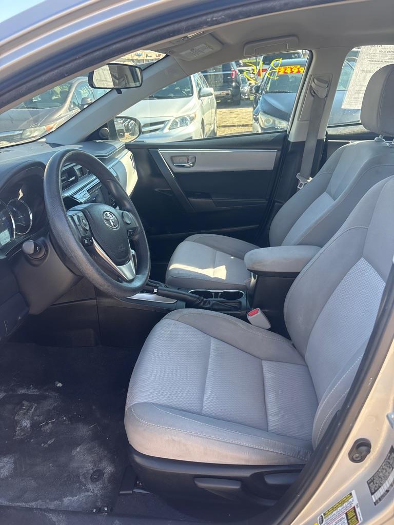 Toyota Corolla LE CVT 2015