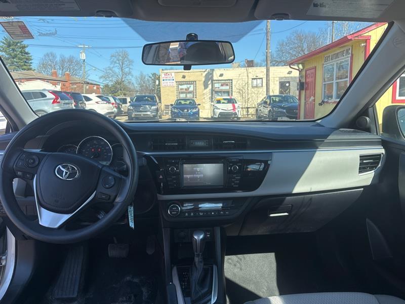 Toyota Corolla LE CVT 2015