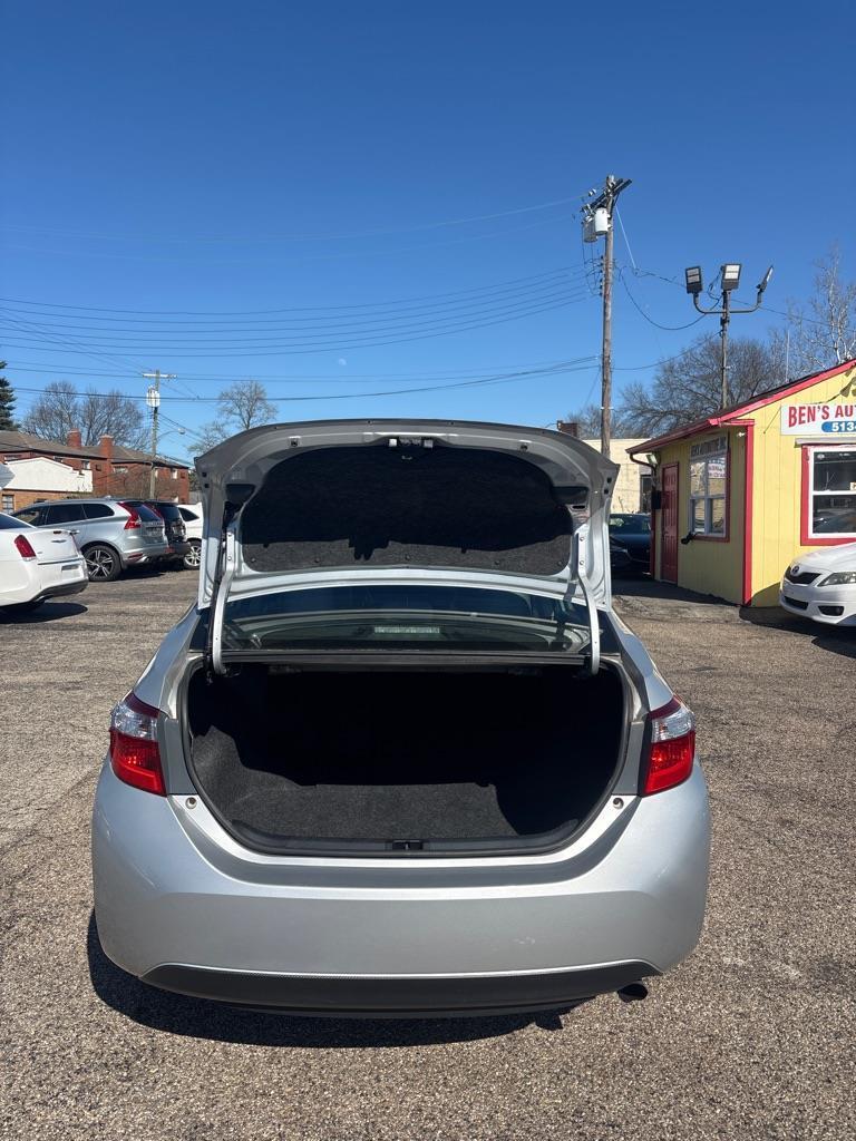 Toyota Corolla LE CVT 2015