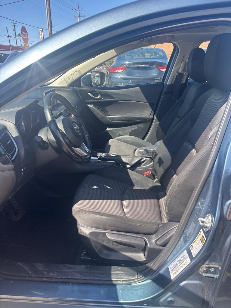 Mazda MAZDA3 i Touring AT 5-Door 2015