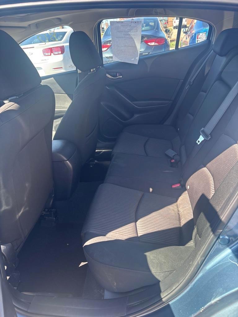 Mazda MAZDA3 i Touring AT 5-Door 2015