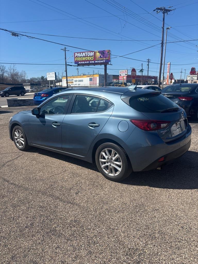Mazda MAZDA3 i Touring AT 5-Door 2015